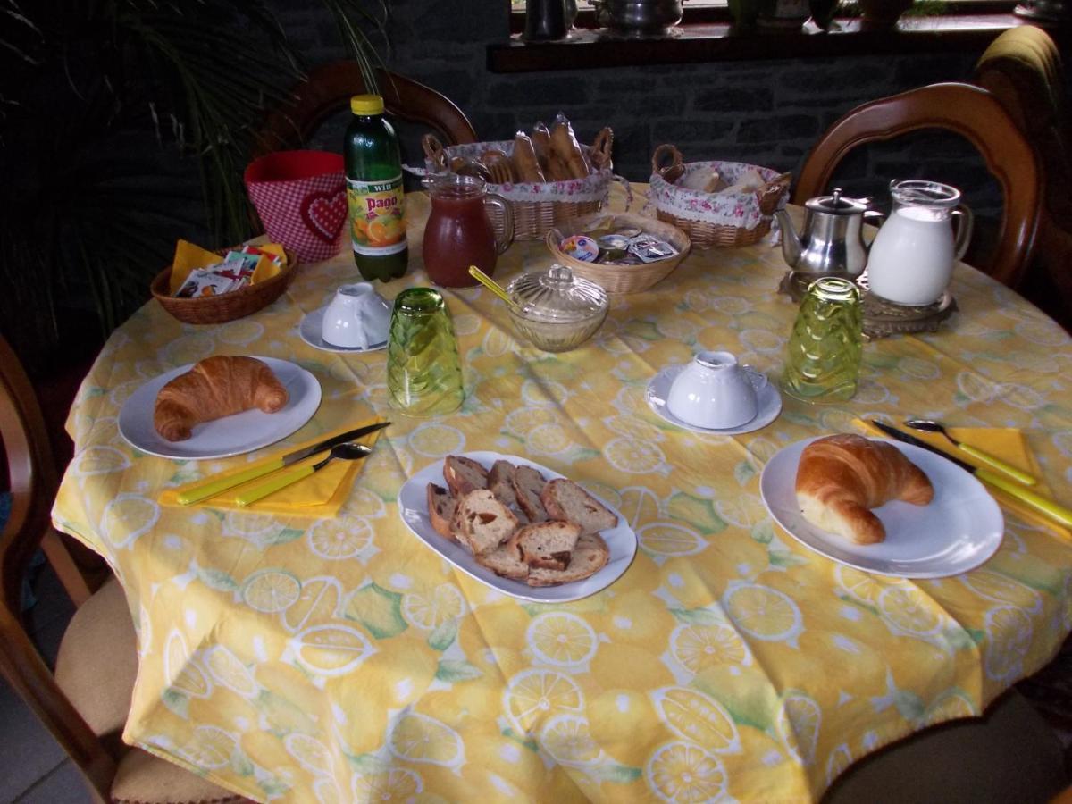 Bed and Breakfast Les Hirondelles Fénis Zewnętrze zdjęcie