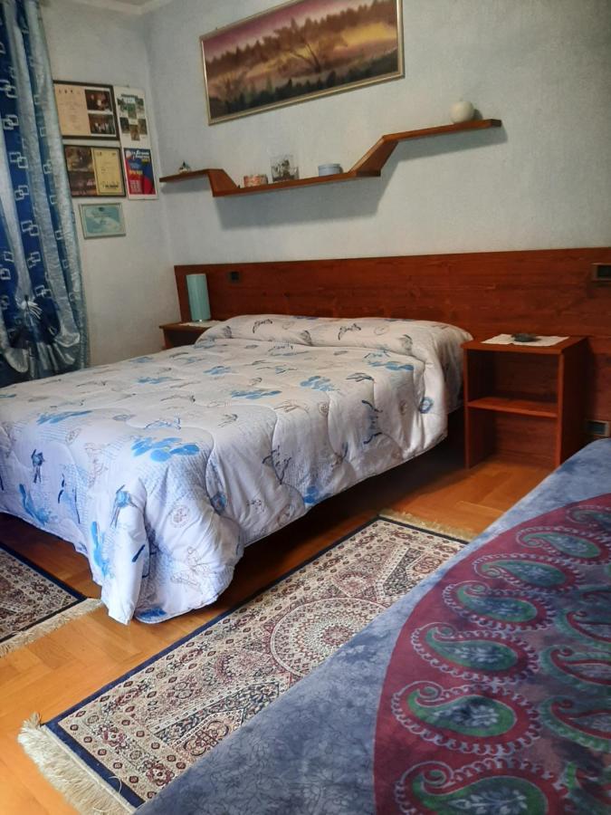 Bed and Breakfast Les Hirondelles Fénis Zewnętrze zdjęcie